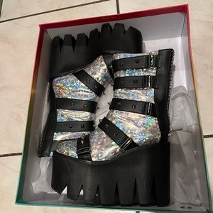 Current mood spiked wedge/platforms